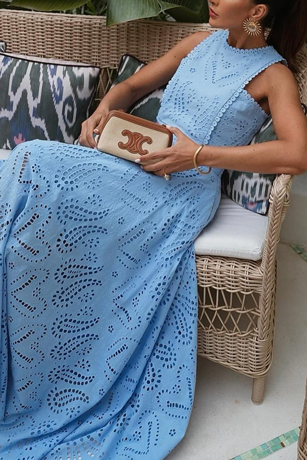 Vintém d'Ouro - Conjunto de duas peças com bordado e saia de cintura alta com bolsos