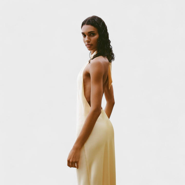 Vintém d'Ouro - Vestido Halter Satinado