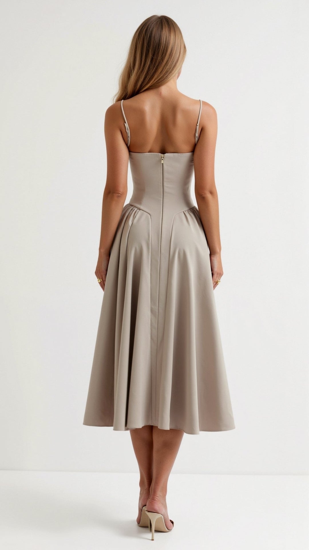 Vintém d'Ouro - Vestido midi com corpete estruturado