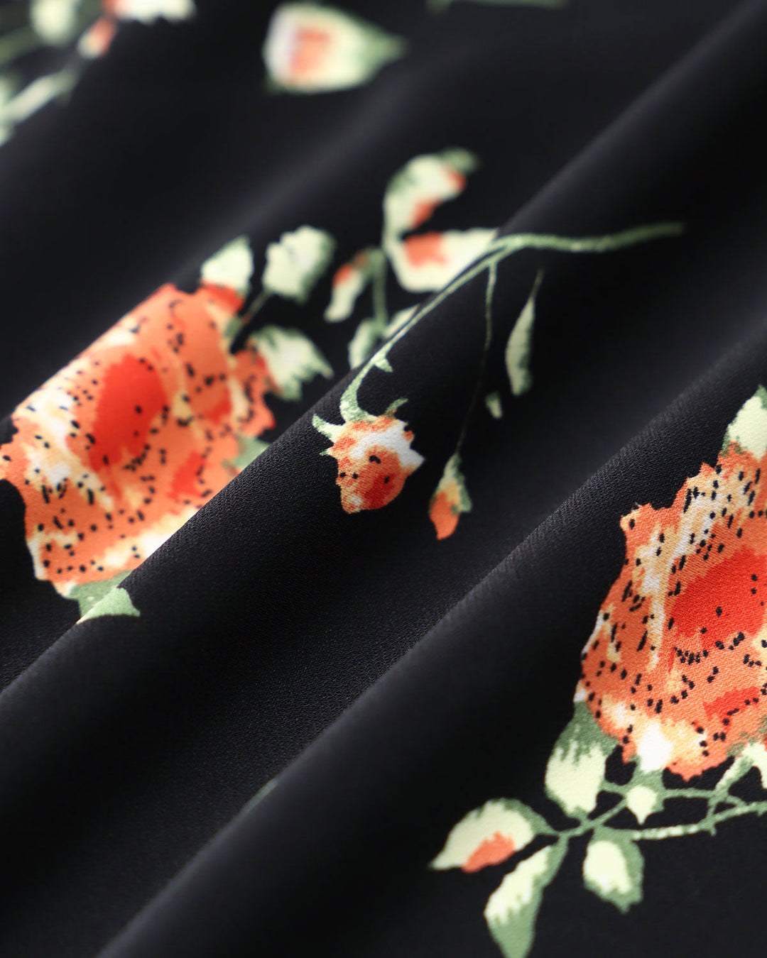 Vintém d'Ouro - Vestido Midi Preto Floral