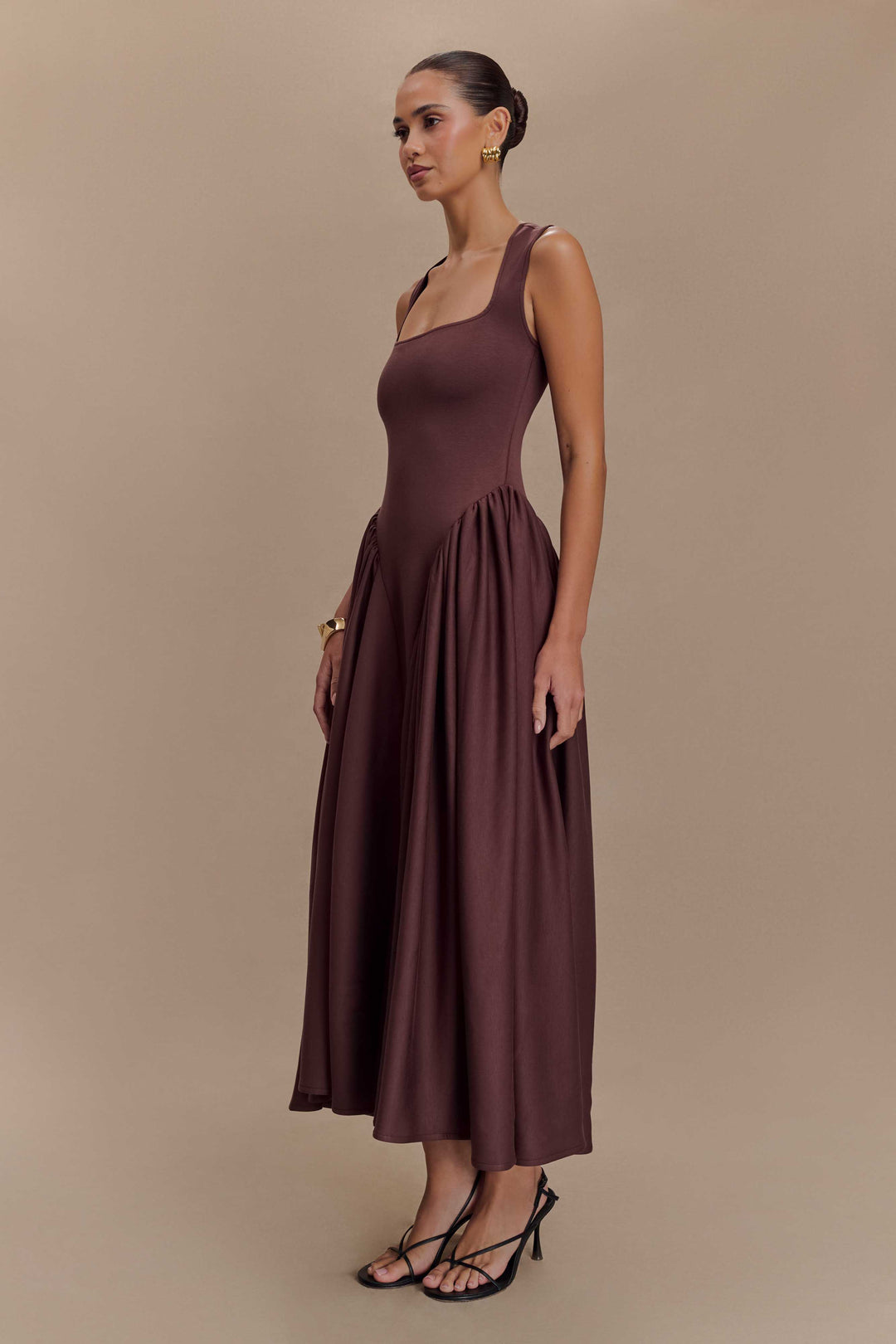 Vintém d'Ouro - Vestido midi em malha castanho