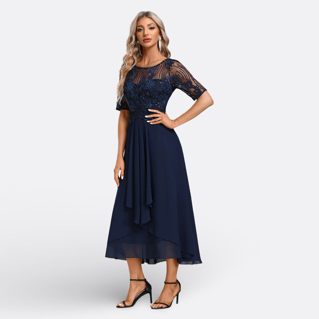 Vintém d'Ouro - Vestido Azul-Marinho com Renda e Manga Curta
