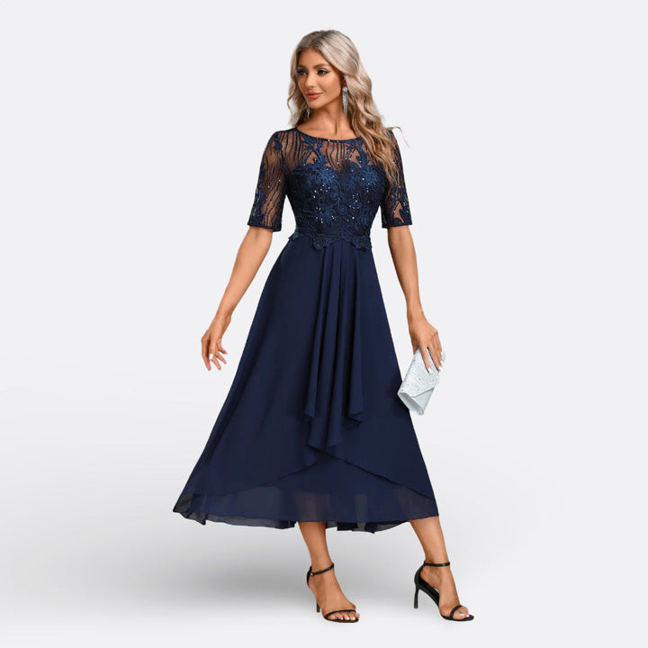 Vintém d'Ouro - Vestido Azul-Marinho com Renda e Manga Curta