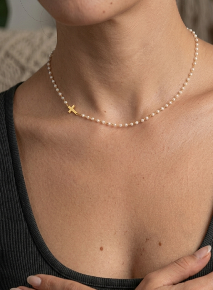 Vintém d'Ouro - Colar com Cruz e Pérolas
