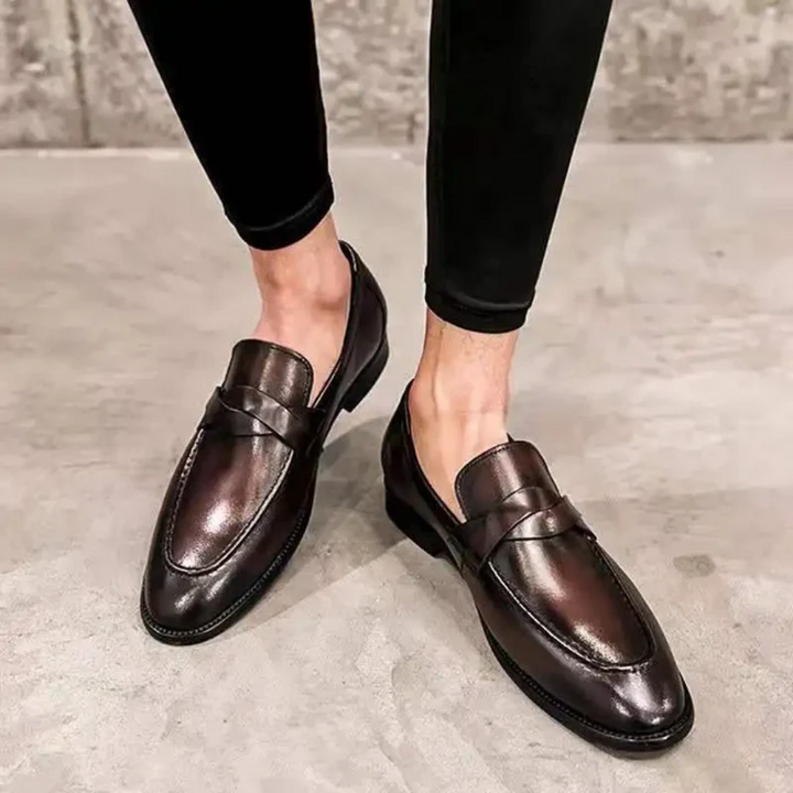 Vintém d'Ouro - Mocassins de couro elegantes