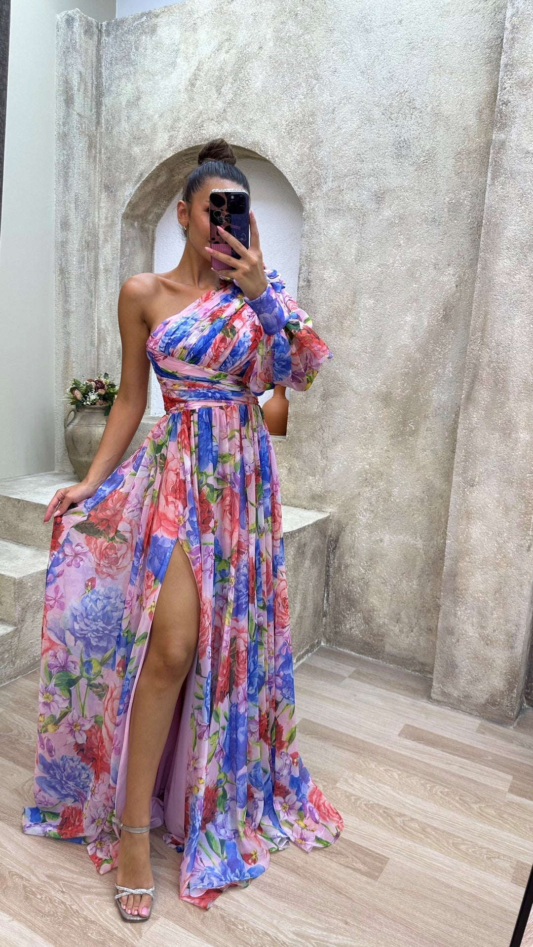 Vintém d'Ouro - Vestido Elegante e Fluido