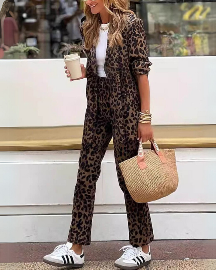 Vintém d'Ouro - Conjunto de vestido e calça com estampa de leopardo