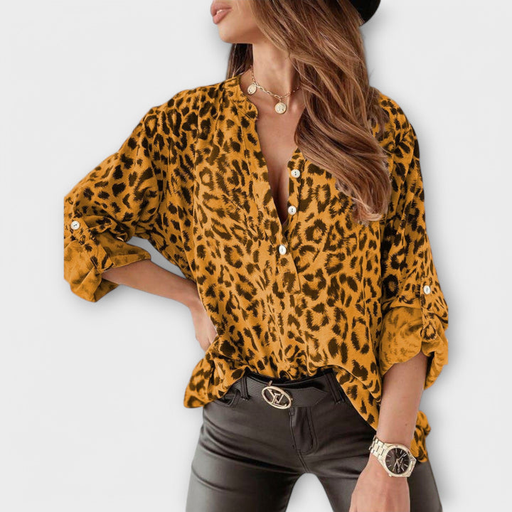 Vintém d'Ouro - Blusa moderna estampada de leopardo