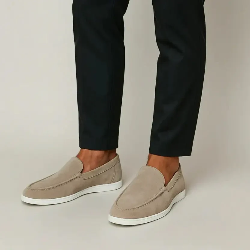 Vintém d'Ouro - Mocassim Elegante em Camurça