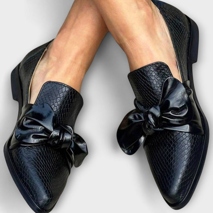 Vintém d'Ouro - Mocassins com Detalhe de Gravata