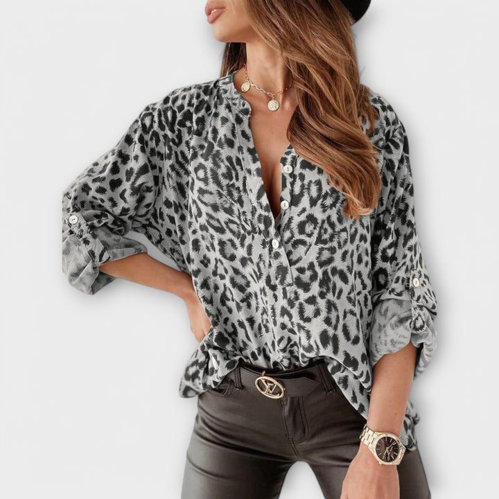 Vintém d'Ouro - Blusa moderna estampada de leopardo