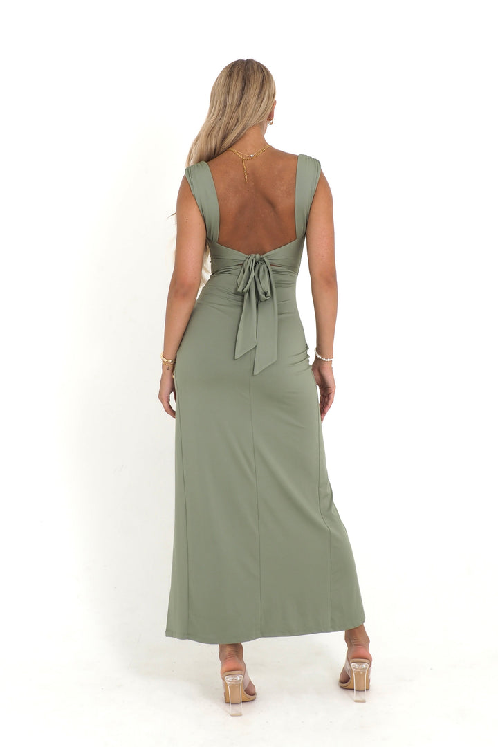 Vintém d'Ouro - Vestido Longo Esculpido