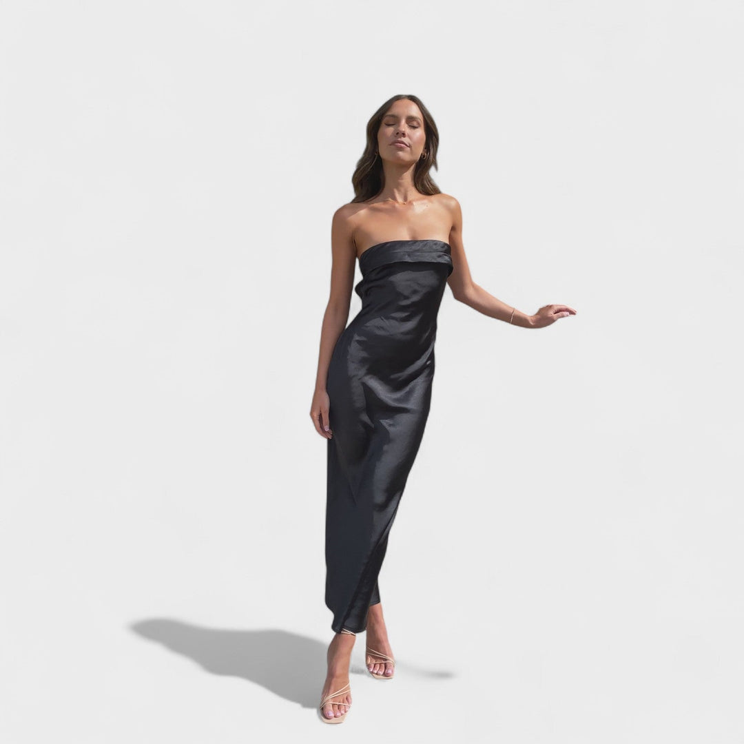Vintém d'Ouro - Vestido de cetim sem mangas