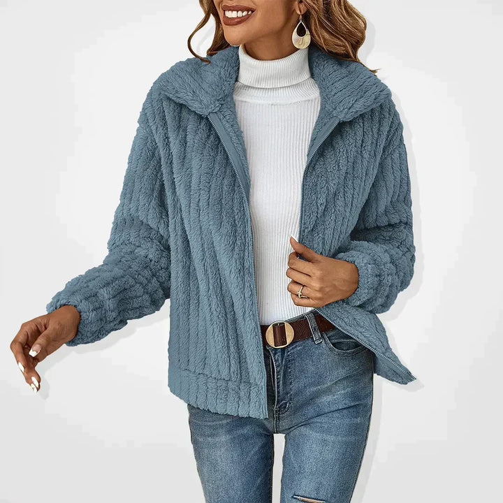 Vintém d'Ouro - Cardigan de Pelúcia Elegante