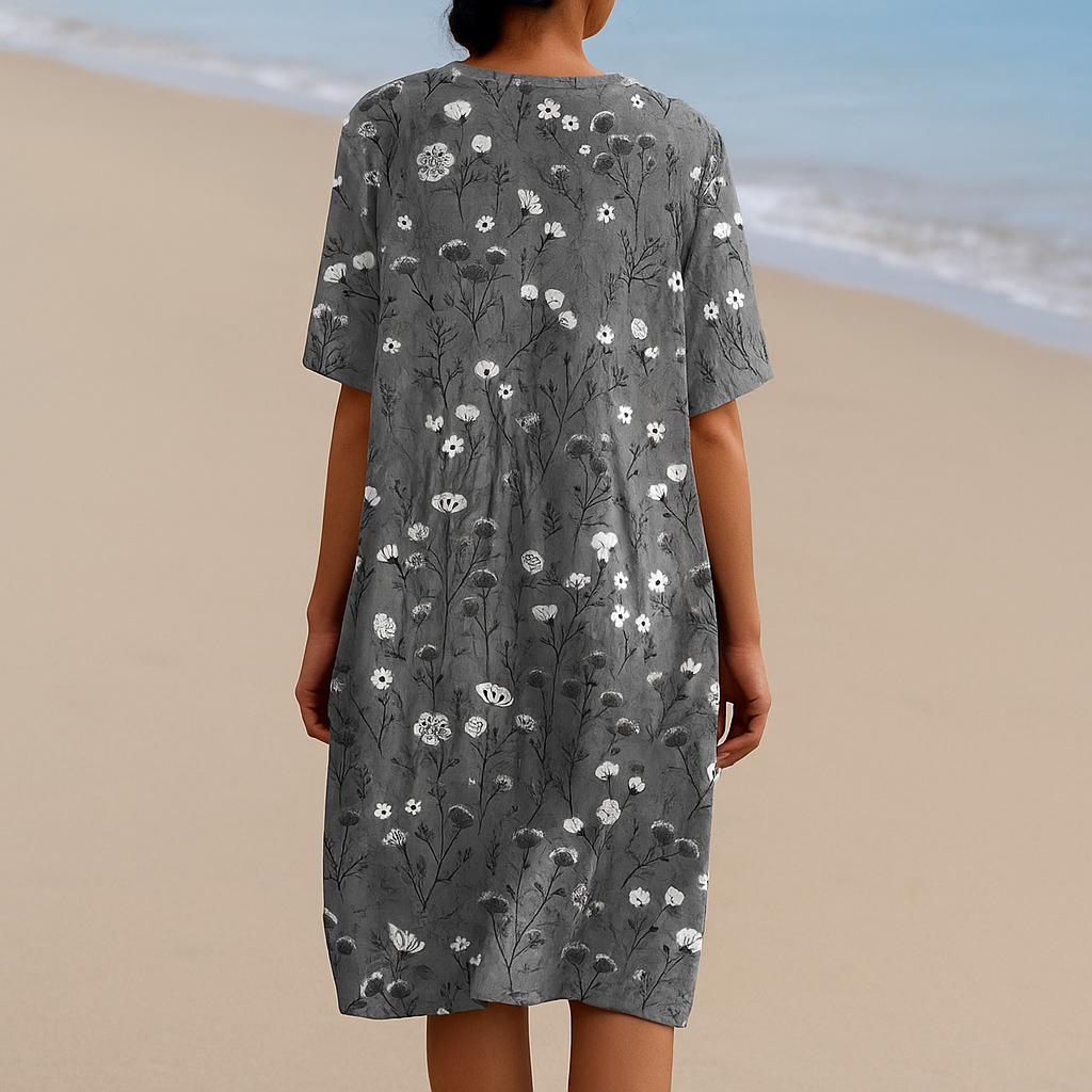 Vintém d'Ouro - Vestido Floral em Carvão com Acentos Brancos