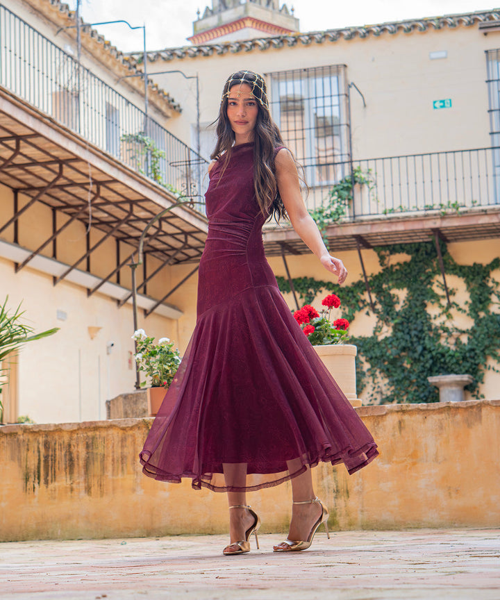 Vintém d'Ouro - Vestido Elegante em Tule