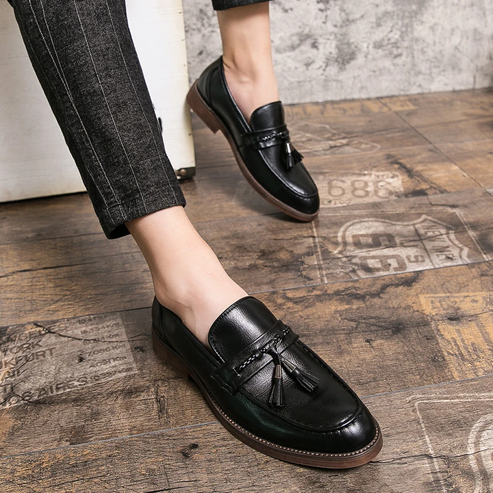 Vintém d'Ouro - Mocassins de couro com borla