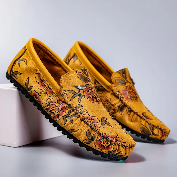 Vintém d'Ouro - Mocassins de couro floral