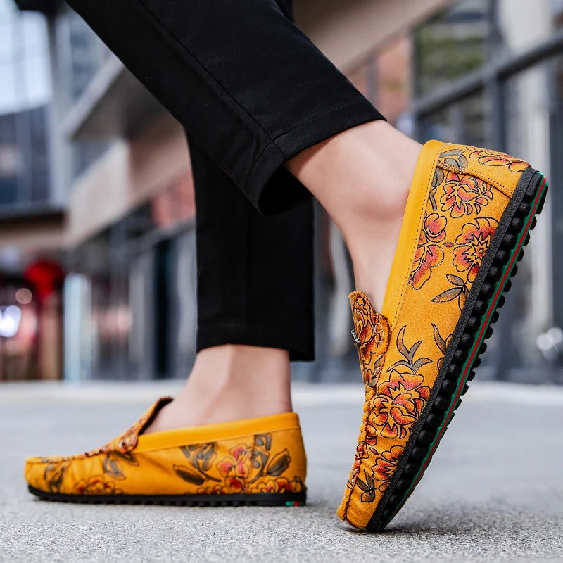 Vintém d'Ouro - Mocassins de couro floral