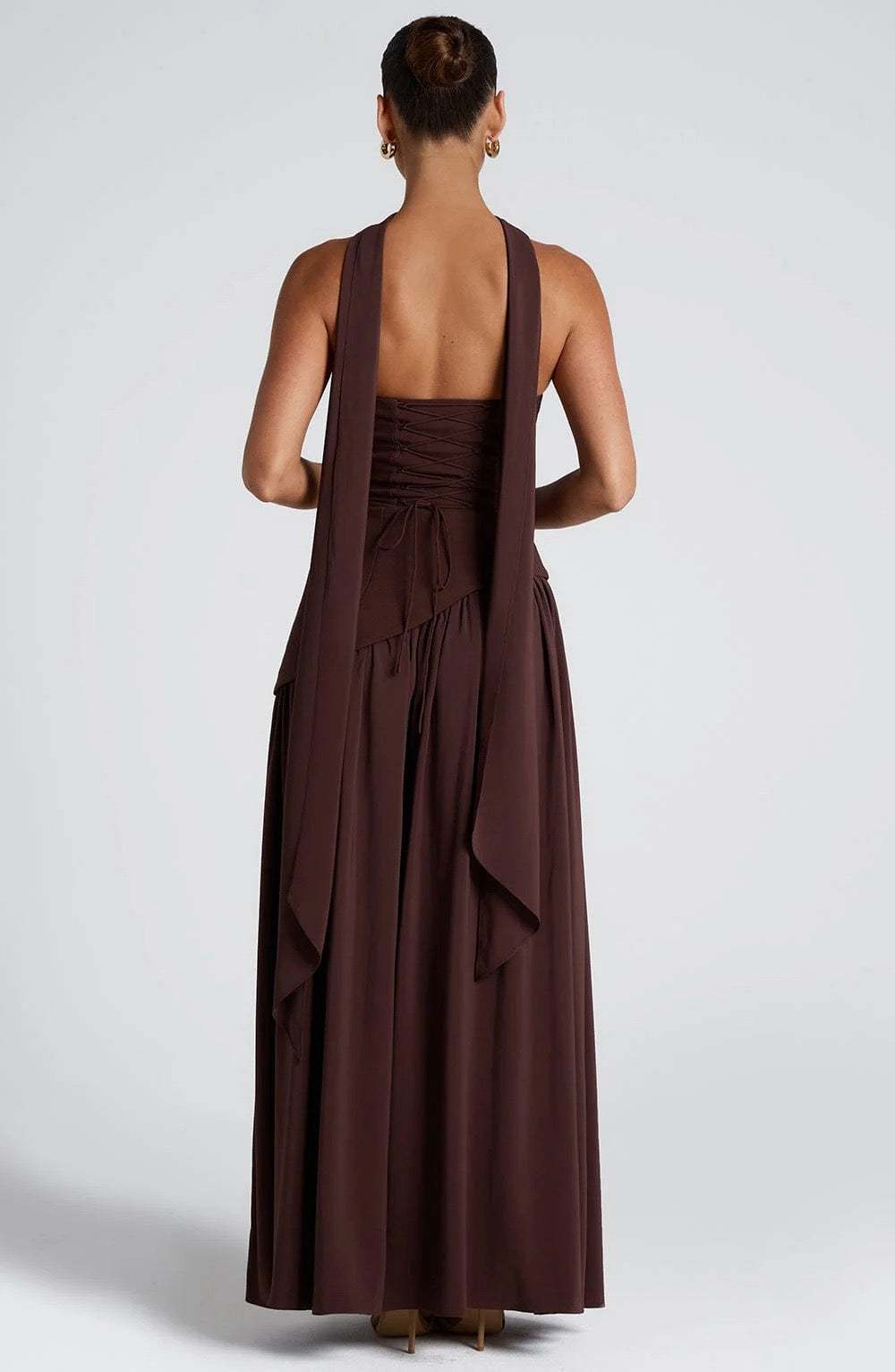 Vintém d'Ouro - Vestido Longo Sofisticado