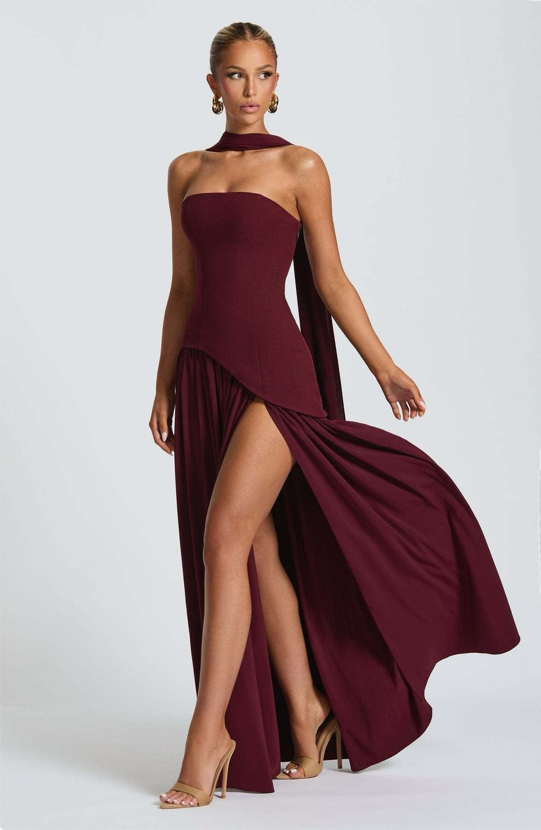 Vintém d'Ouro - Vestido Longo Sofisticado