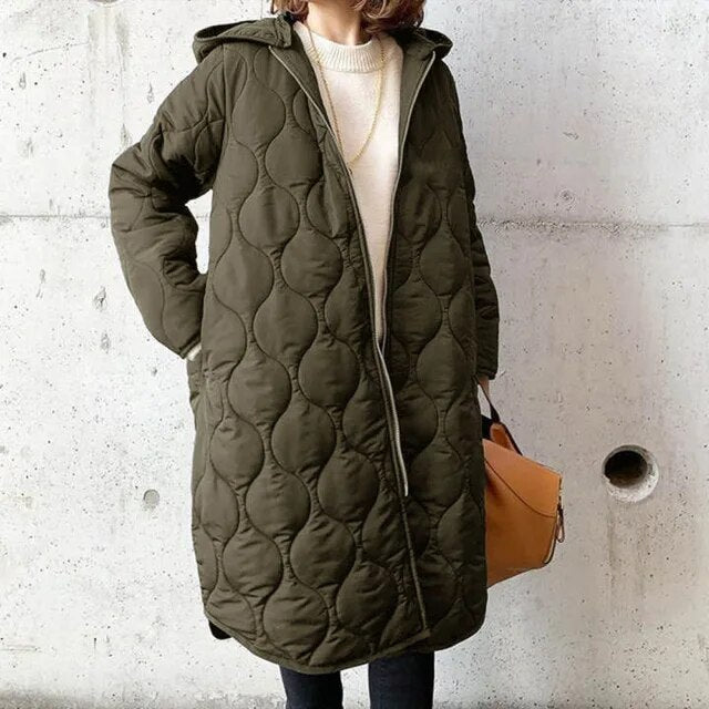 Vintém d'Ouro - Parka com capuz e detalhes atenciosos