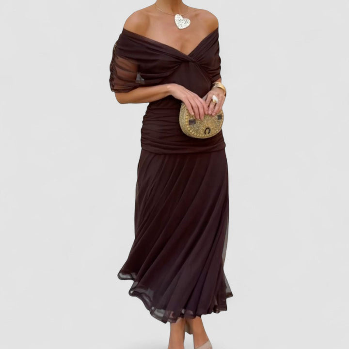Vintém d'Ouro - Vestido elegante com decote em V