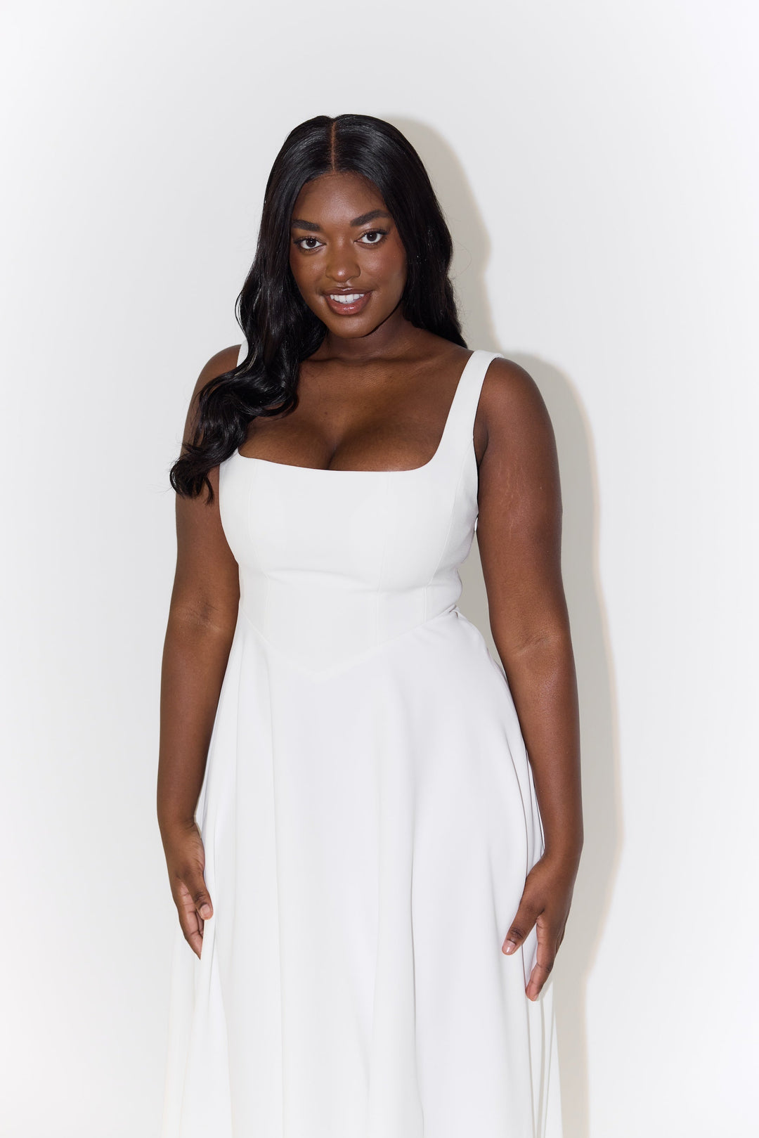 Vintém d'Ouro - Vestido Midi Intemporal