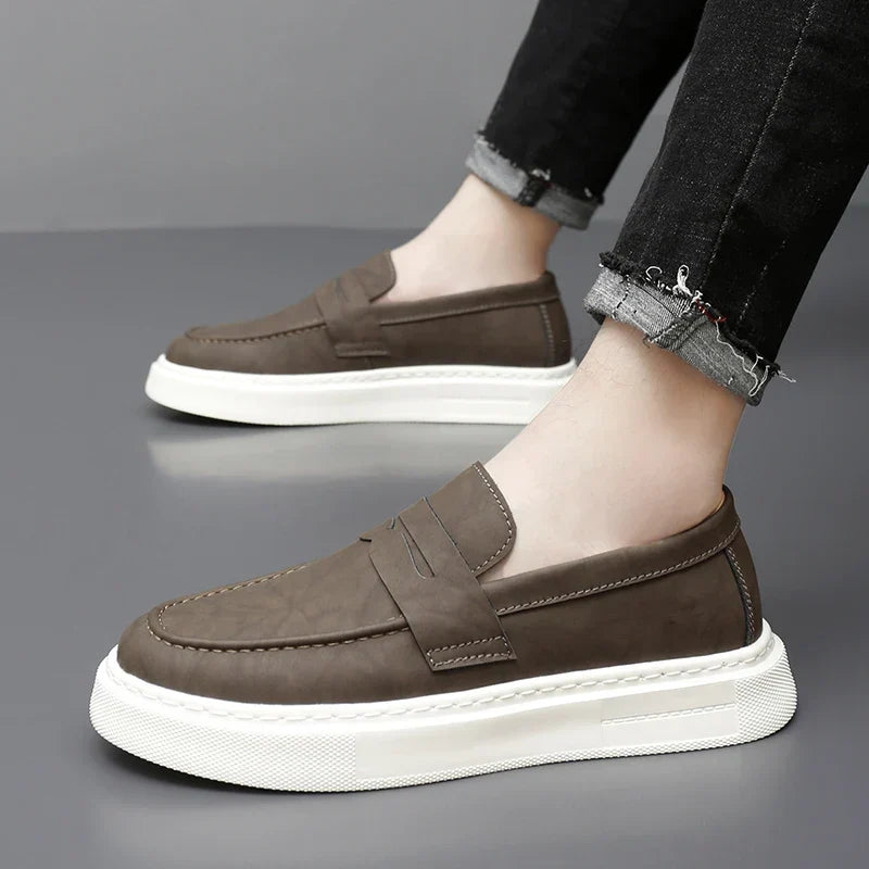 Vintém d'Ouro - Sapatos de couro elegantes