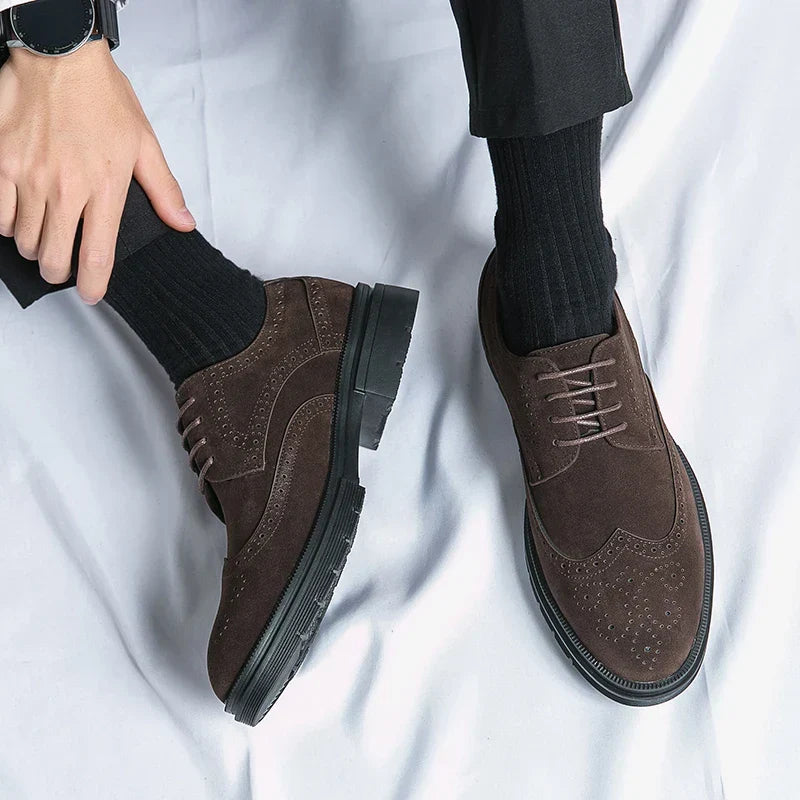 Vintém d'Ouro - Sapatos de camurça para negócios