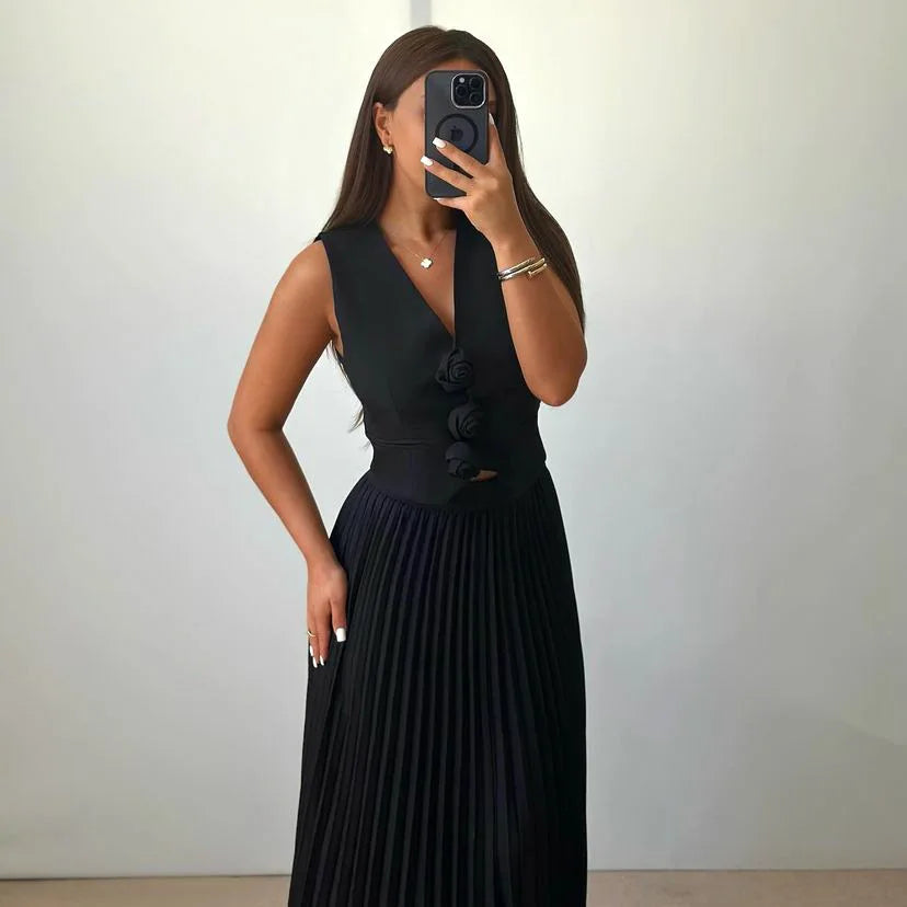 Vintém d'Ouro - Conjunto com Colete Floral e Saia Plissada