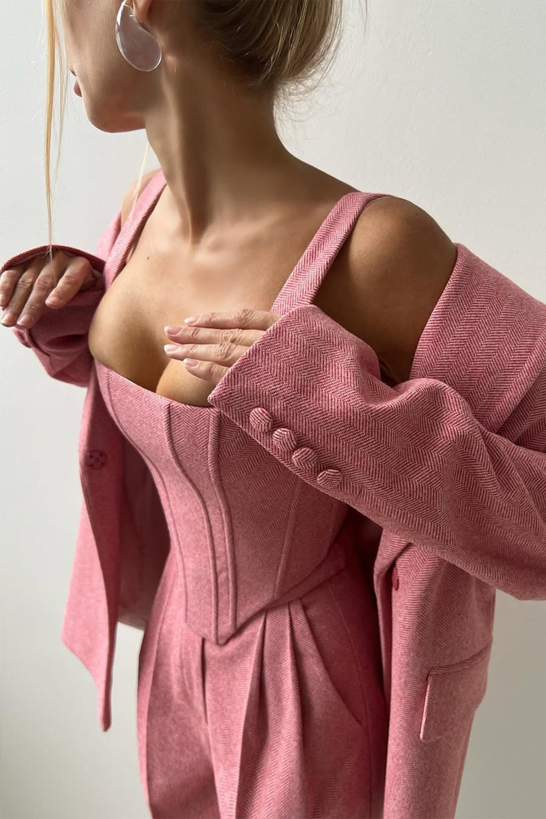 Vintém d'Ouro - Conjunto de três peças com blazer trespassado