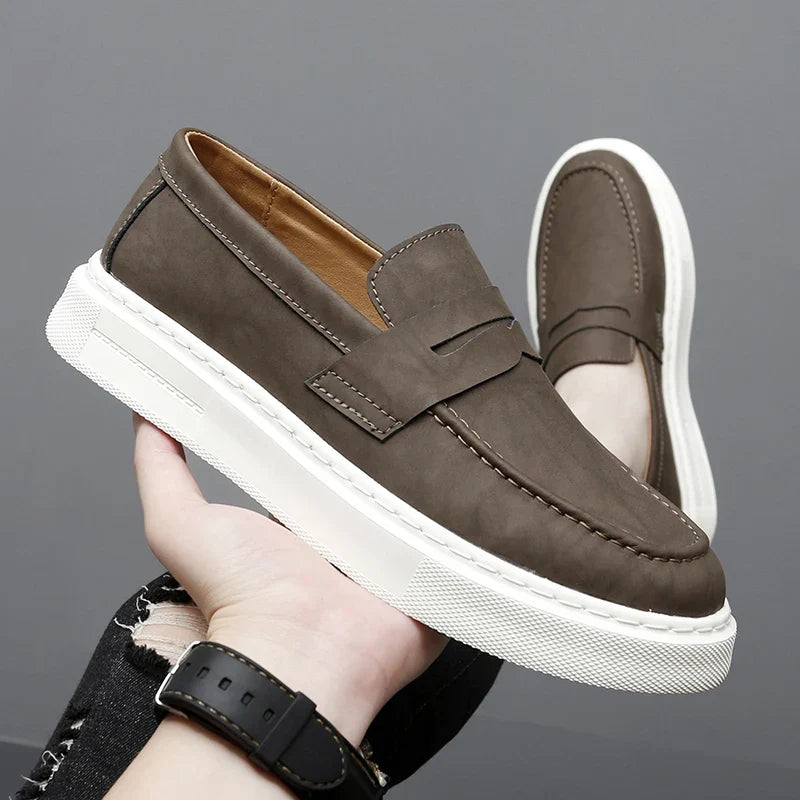 Vintém d'Ouro - Sapatos de couro elegantes