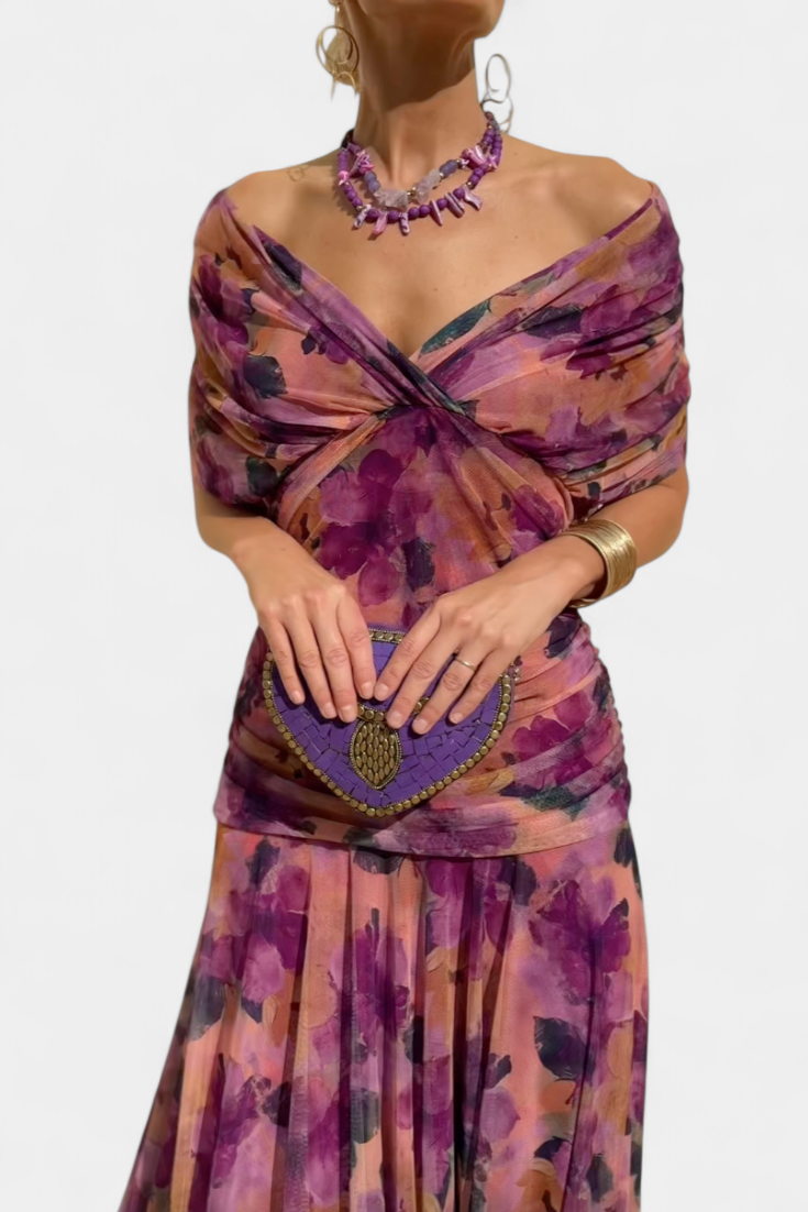 Vintém d'Ouro - Vestido elegante com decote em V