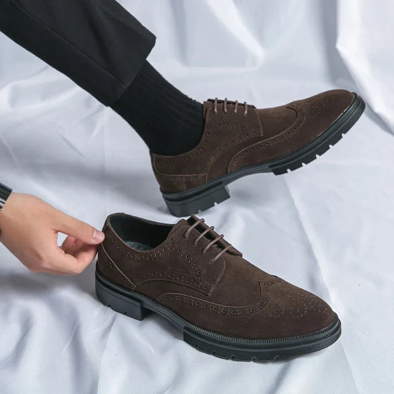 Vintém d'Ouro - Sapatos de camurça para negócios