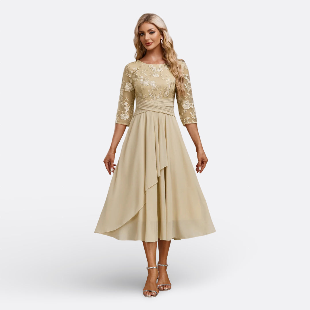 Vintém d'Ouro - Vestido Azul-Marinho com Renda e Manga Curta