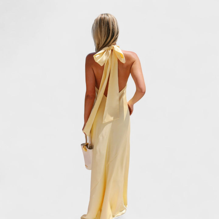 Vintém d'Ouro - Vestido com laço de cetim