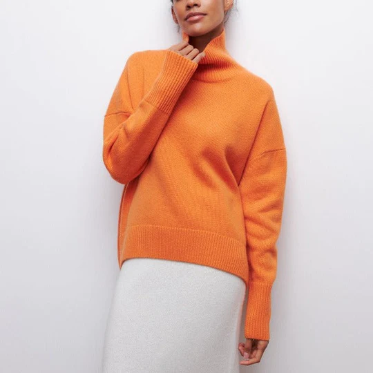 Vintém d'Ouro - Camisola oversize de algodão com gola virada para baixo
