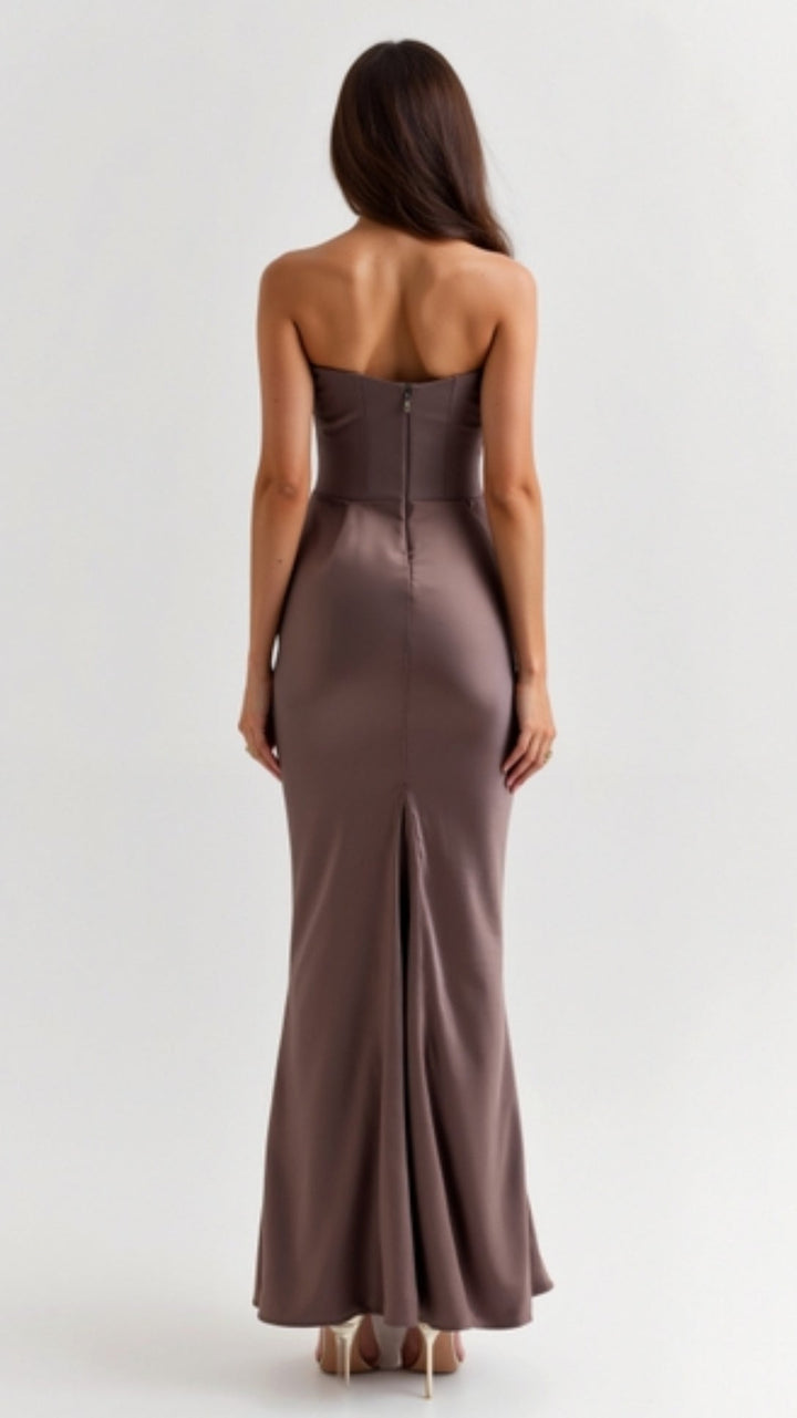 Vintém d'Ouro - Vestido longo com corpete