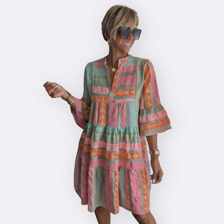 Vintém d'Ouro - Vestido Boho de Camadas com Corte Fluido