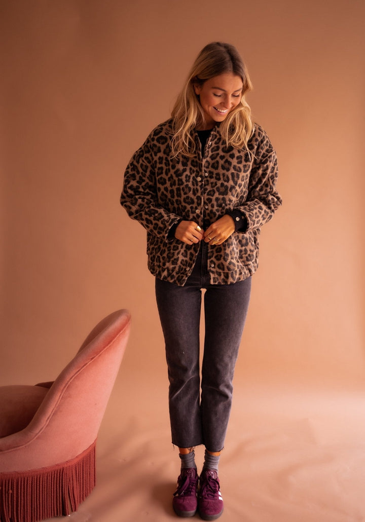 Vintém d'Ouro - Jaqueta de moda com estampa de leopardo