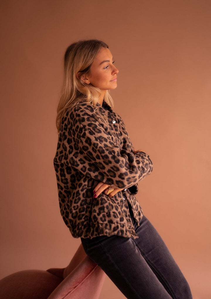 Vintém d'Ouro - Jaqueta de moda com estampa de leopardo