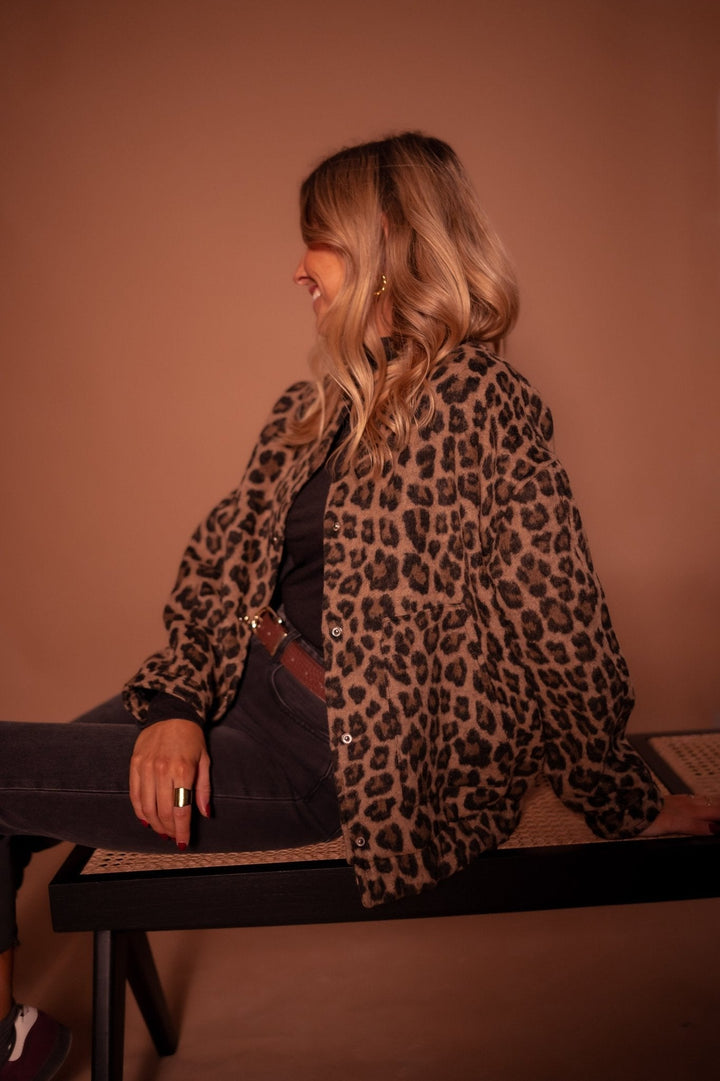 Vintém d'Ouro - Jaqueta de moda com estampa de leopardo