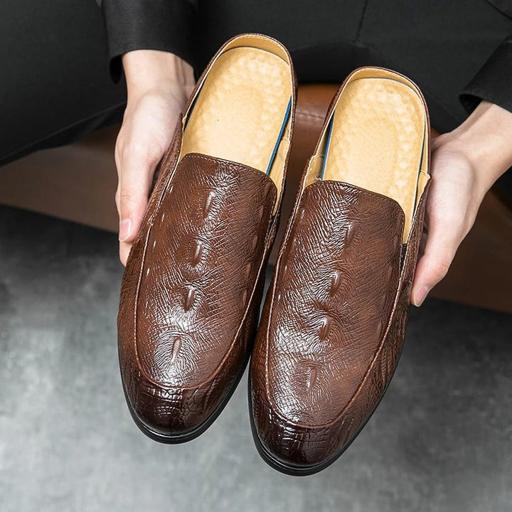 Vintém d'Ouro - Sapatos elegantes com estampa de crocodilo