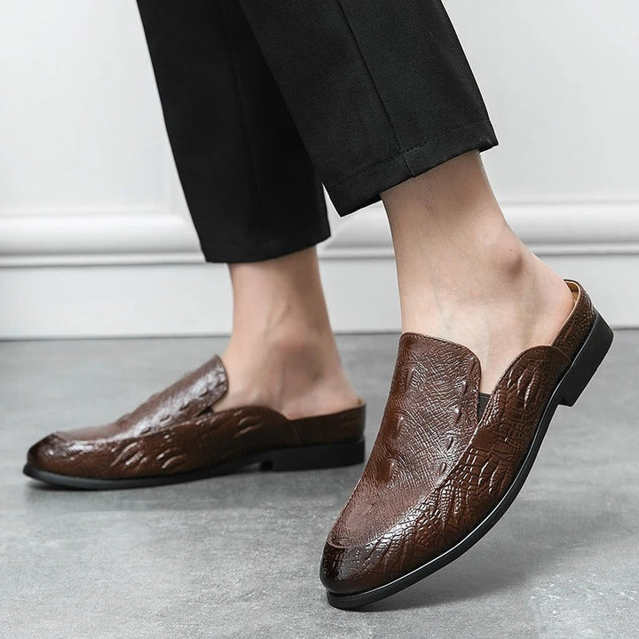 Vintém d'Ouro - Sapatos elegantes com estampa de crocodilo